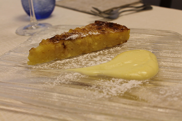 dolci Torta di riso con crema inglese ristorante la Tagliatella Arezzo dolci Torta di riso con crema inglese ristorante la Tagliatella Arezzo