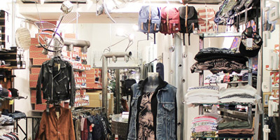 Abbigliamento streetwear uomo e donna, skateboard Arezzo Abbigliamento streetwear uomo e donna, skateboard Arezzo